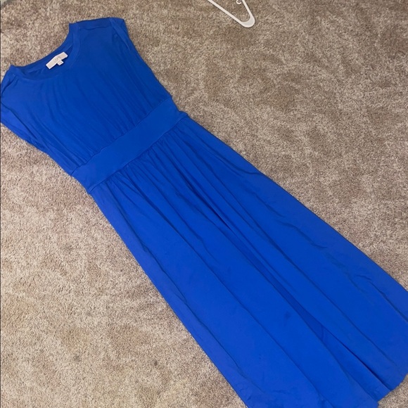 Elegant Blue Women's Dress - Picture 4 of 4